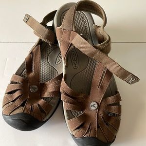 Keen women’s hiking sandals